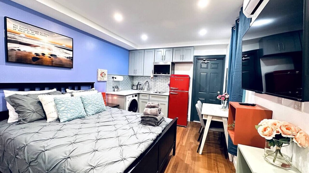 Graduate Hospital Apartment | New! Suite nearby Rittenhouse Square