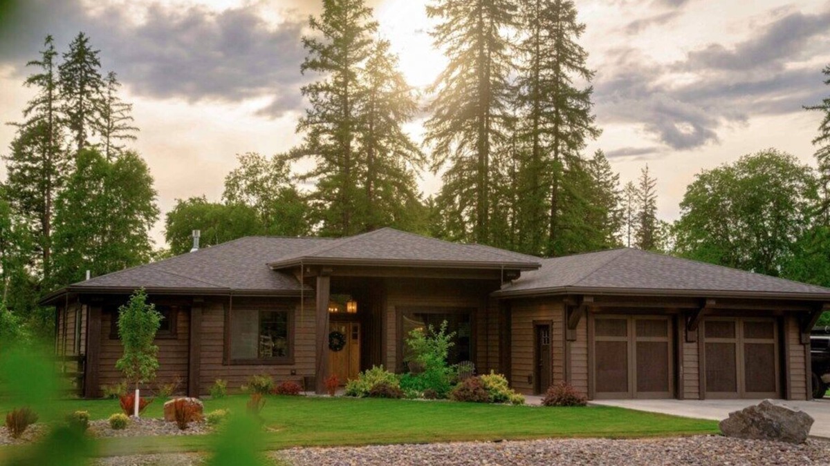 Kalispell House | NEW Summer Pricing! Gateway to Adventure near GNP