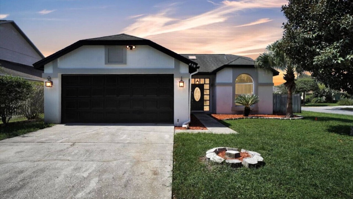 Lake Mary House | New! Sunroom Sanctuary | Hot Tub | Air Hockey