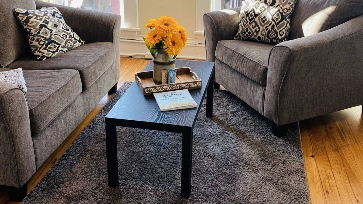 Fulton Apartment | *NEW* The Penthouse in Fulton's Historic District!