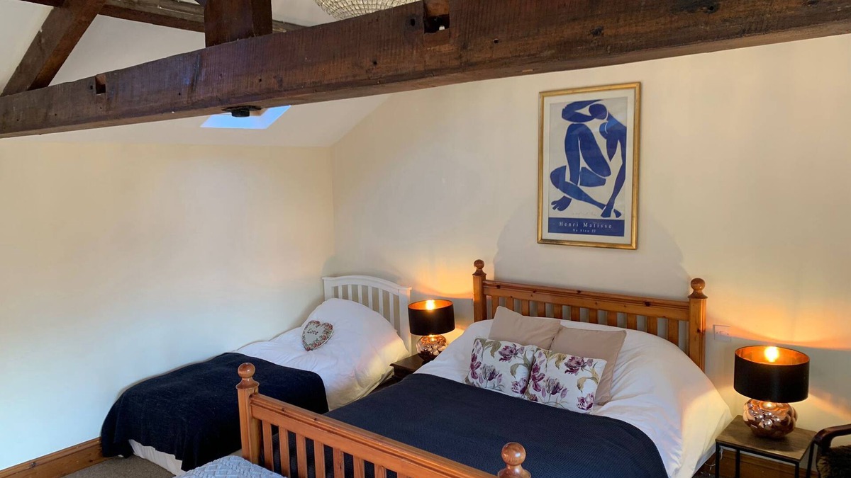 Bingham Cottage | New! The Stables, quiet and central