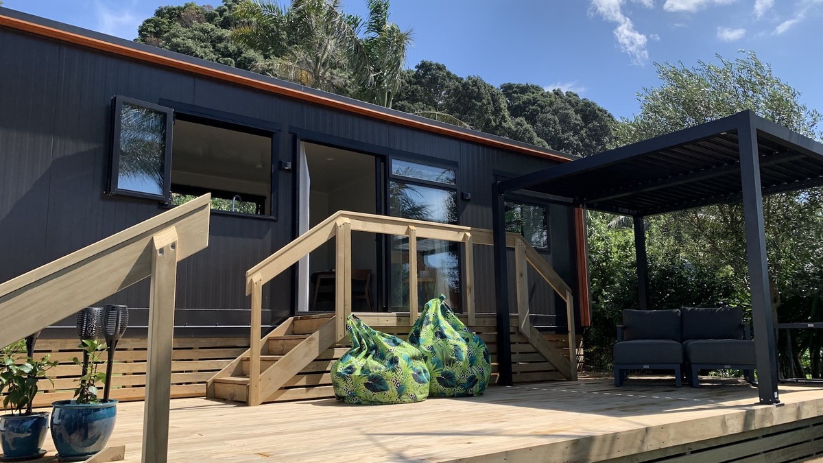Ohope Cabin | New - Tiny Home
