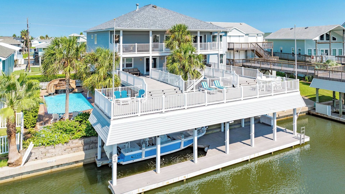 Isla Del Sol House | NEW to Vrbo! Private Pool w/Slide, Elevator, 2 Living Areas, Easy Bay Access