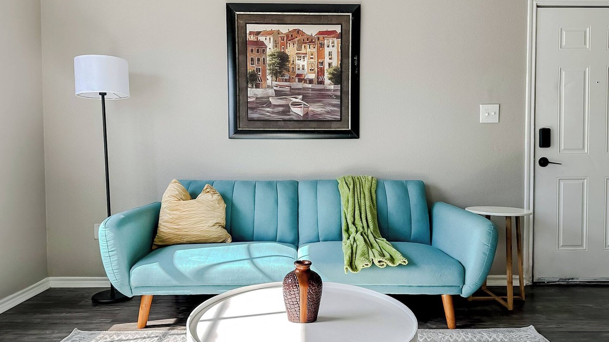 South Side Apartment | New to Vrbo Sleepover Impressive 1BD/1BA + Gym - Corpus Christi