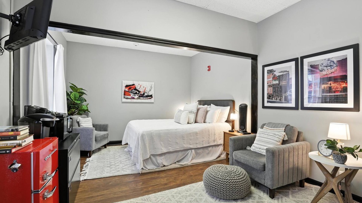 Athens Apartment | NEW TO VRBO! The 483 Suite - Walk to Stadium!