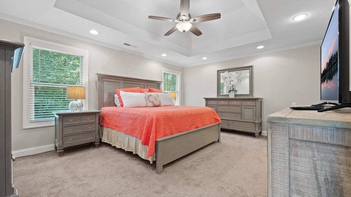 Tyrone House | New Townhome On Private Wooded Lot. Convenient To Atlanta, Pinewood Studios