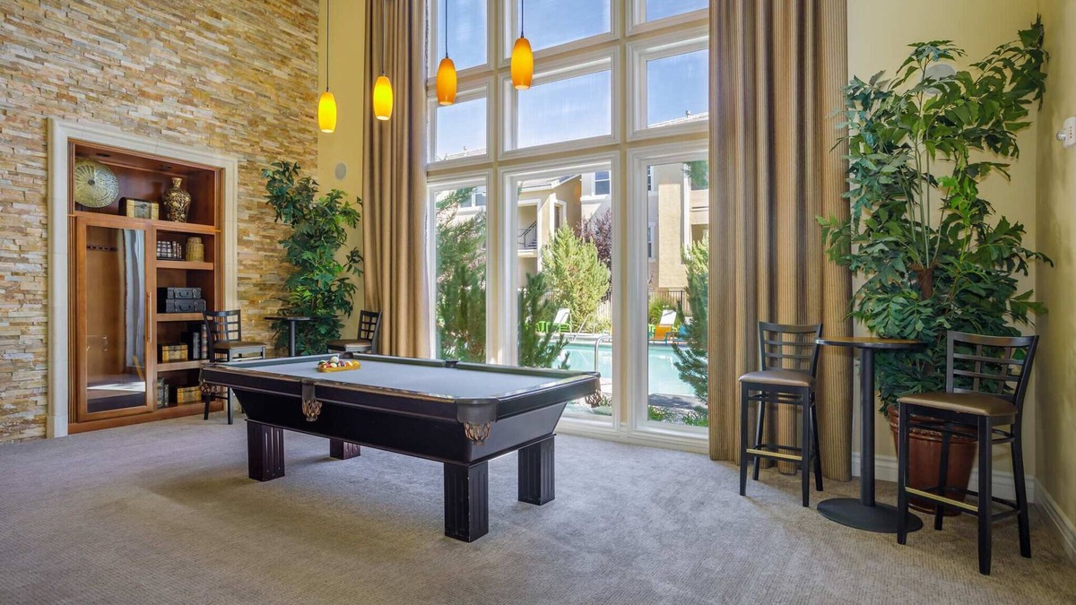 Reno/Tahoe Airport Apartment | New Trendy 1BR Apartment With Heated Pool Gym Minigolf