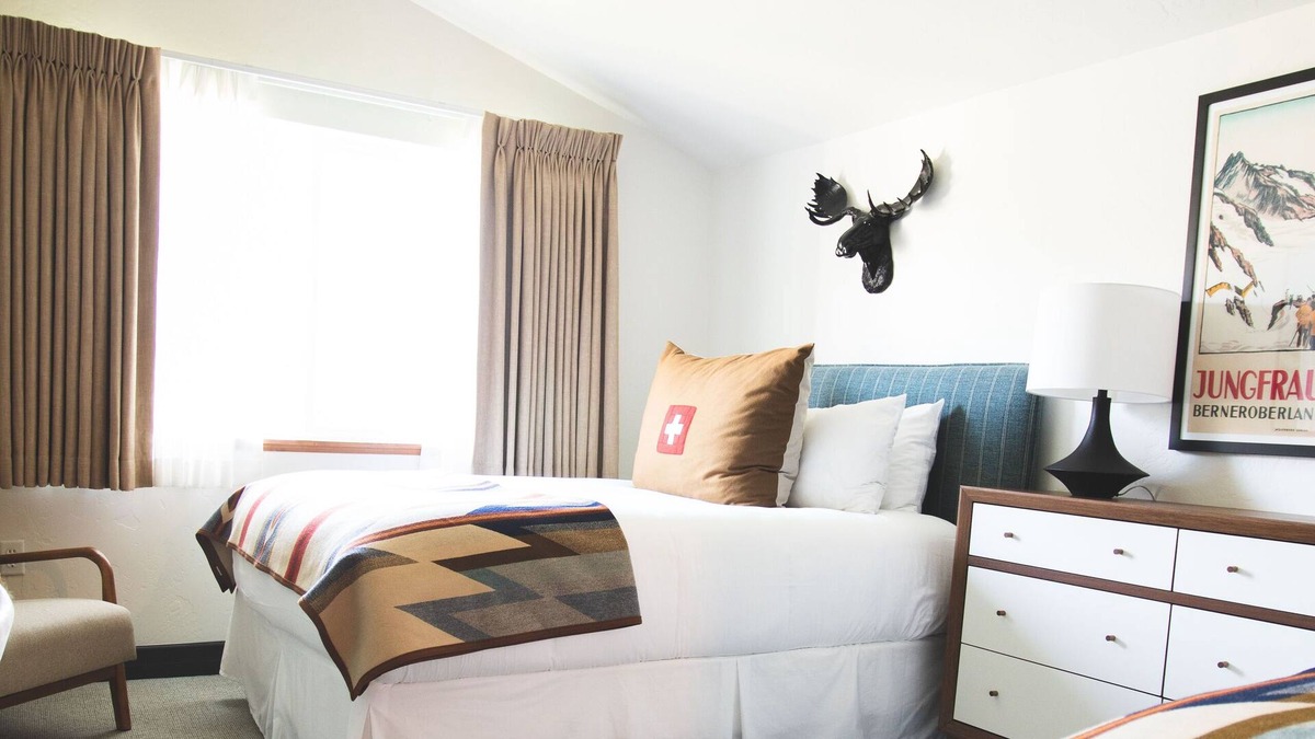Zermatt Apartment | New Upscale Adventure Hub~ski Resorts, Backcountry & Park City 3032 1 Bedroom Apts by Redawning