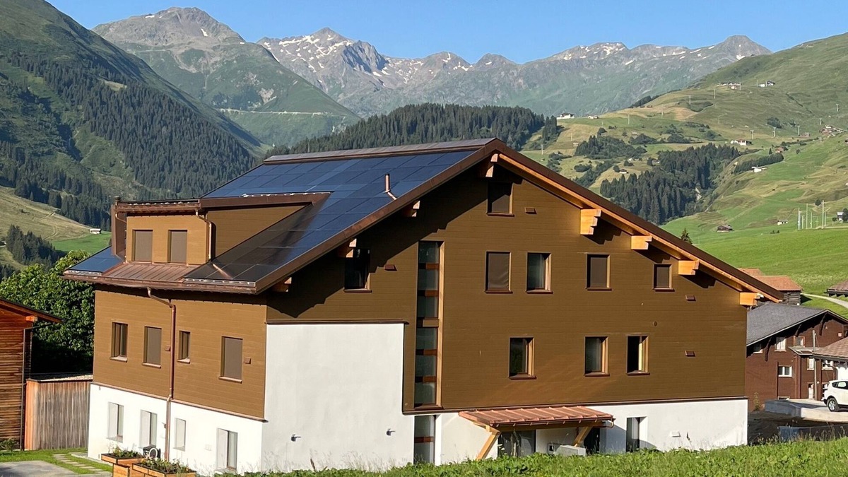 Tujetsch Apartment | New vacation apartment in the middle of the SkiArena Andermatt Sedrun with indoor golf course