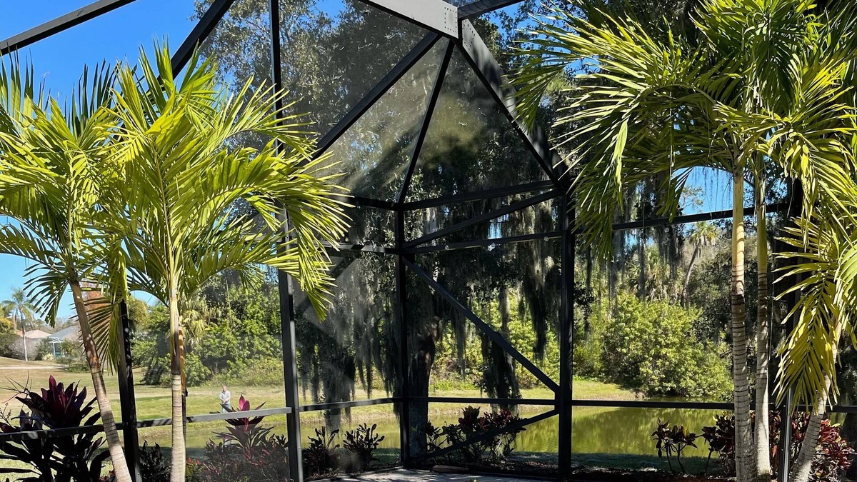 Imperial Lakewood's House | ***New*** Vacation home in golf course community with heated pool