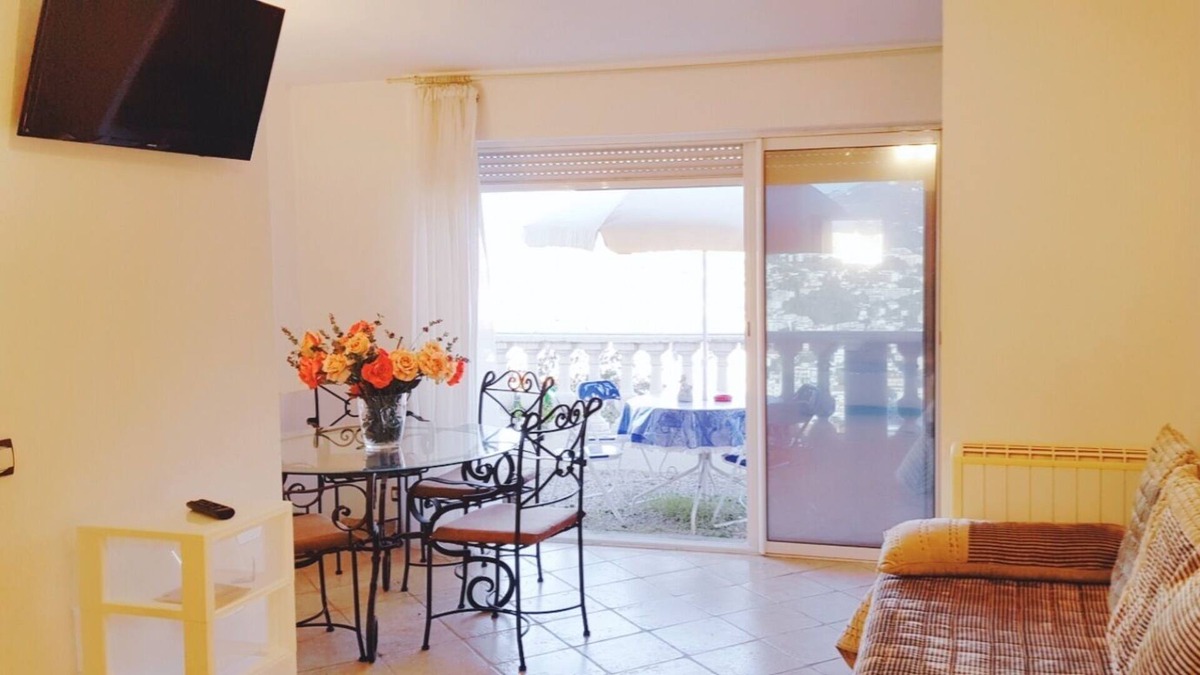 Mantega House | NEW VILLA NICE PROMENADE F1 BIS (2 bedrooms) SEA VIEW GARDEN PARKING QUIET CH