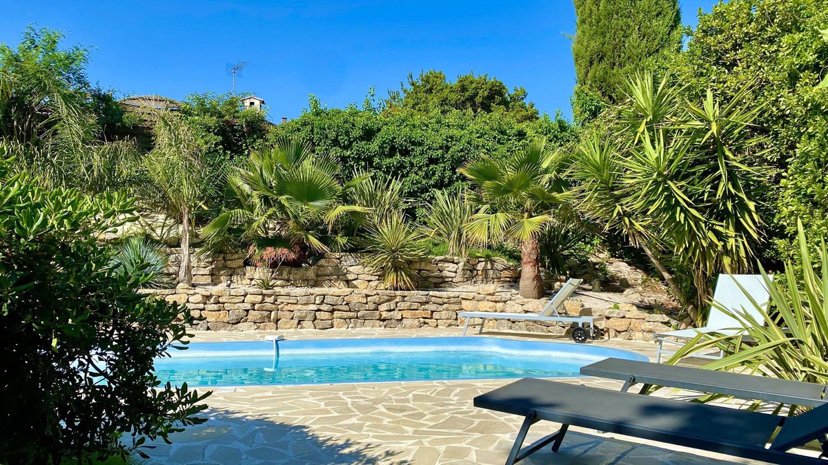 Les Restanques Villa | NEW - Villa with private pool, beach and shops within walking distance-Golfe de Saint Tropez