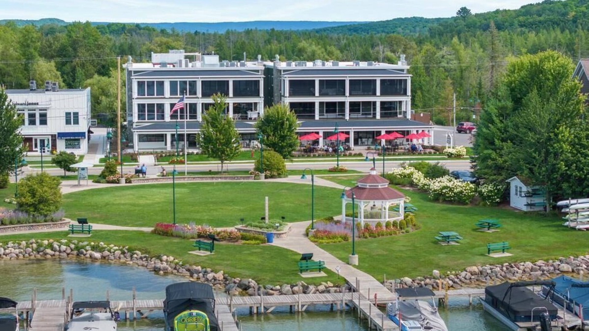 Walloon Lake Condo | *NEW* Walloon Lake Condo With Water View! 7 night minimum
