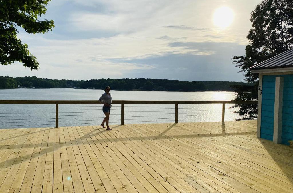 Steele Creek House | New Waterfront Cabin on the Large Sundeck #21 cabin