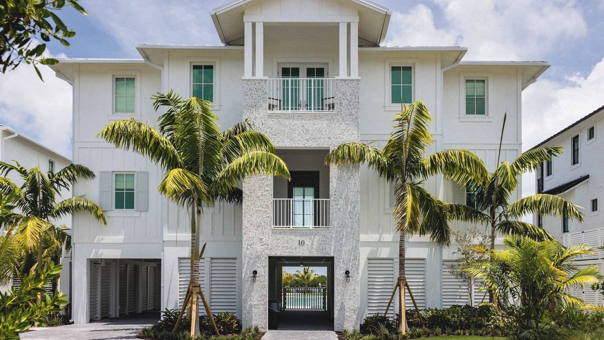 Key West House | New Waterfront Home - Dreamside House