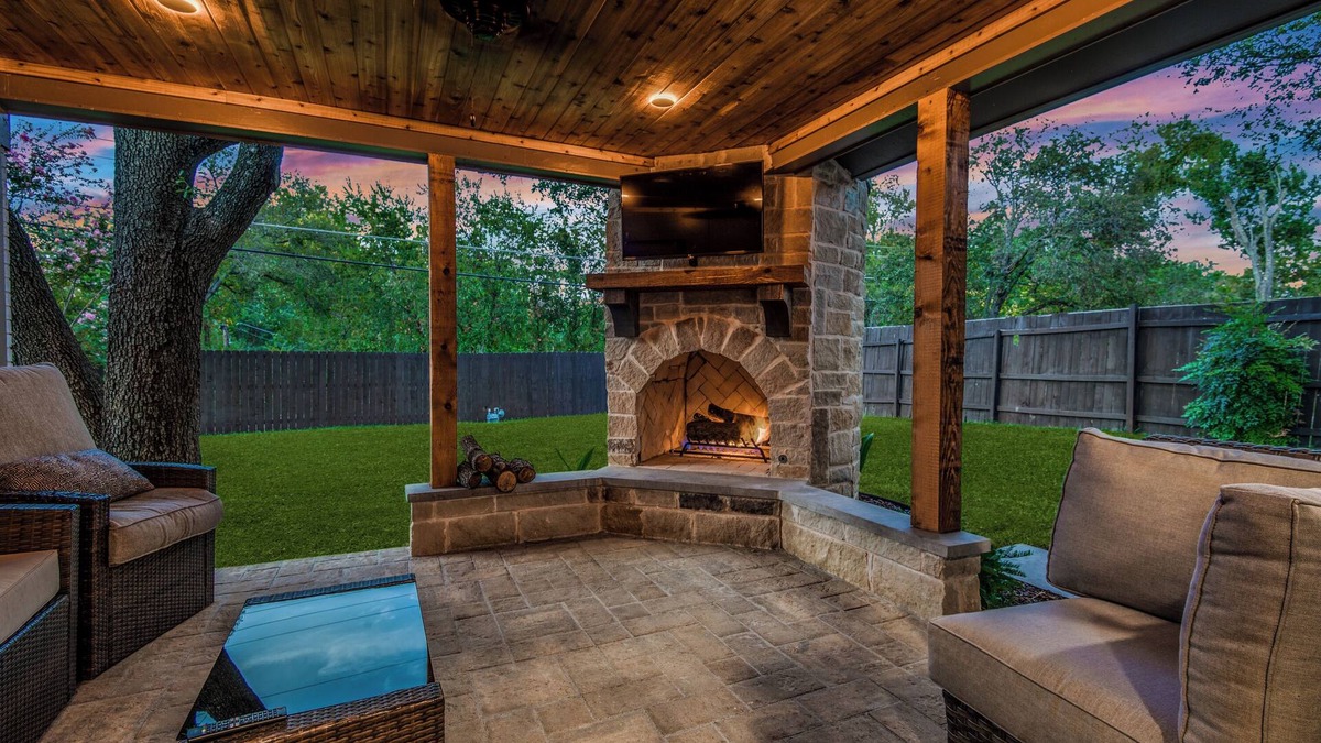 Plano House | NEW! Work & Family-Friendly|Stylish|3/2/2|Dwntn Plano & Close to Hwys