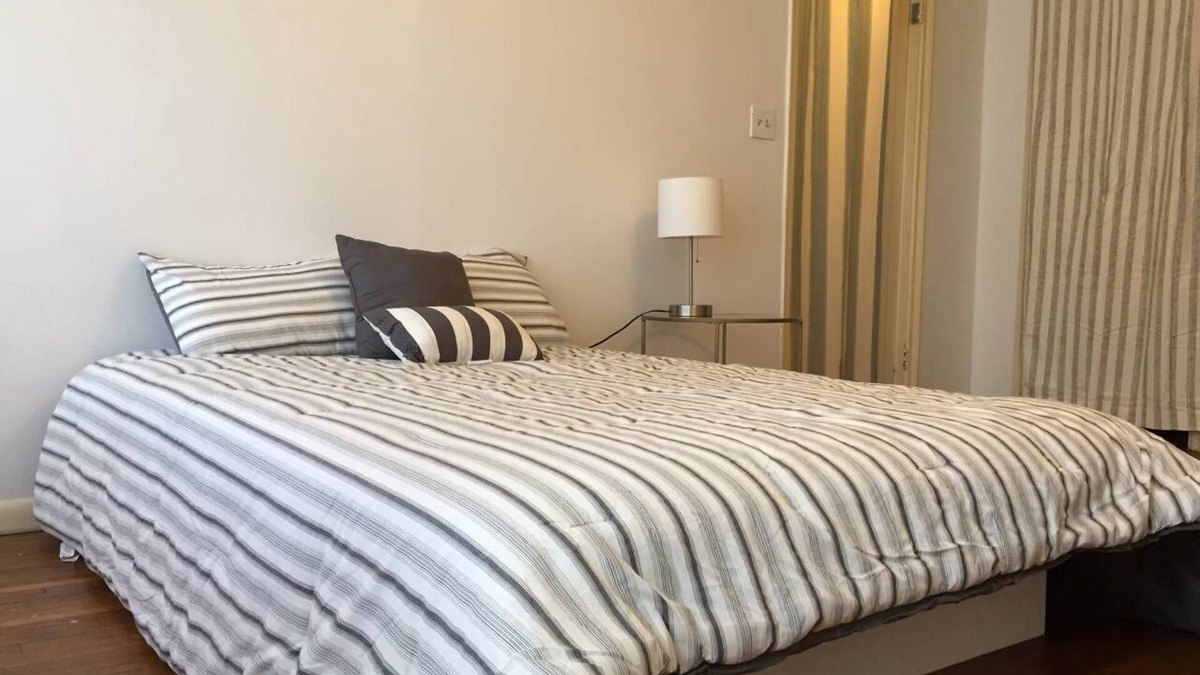 Weequahic Condo | NEWARK-BETH OMNI EYE CONDO (WEEQUAHIC) - 1 BD-1BR