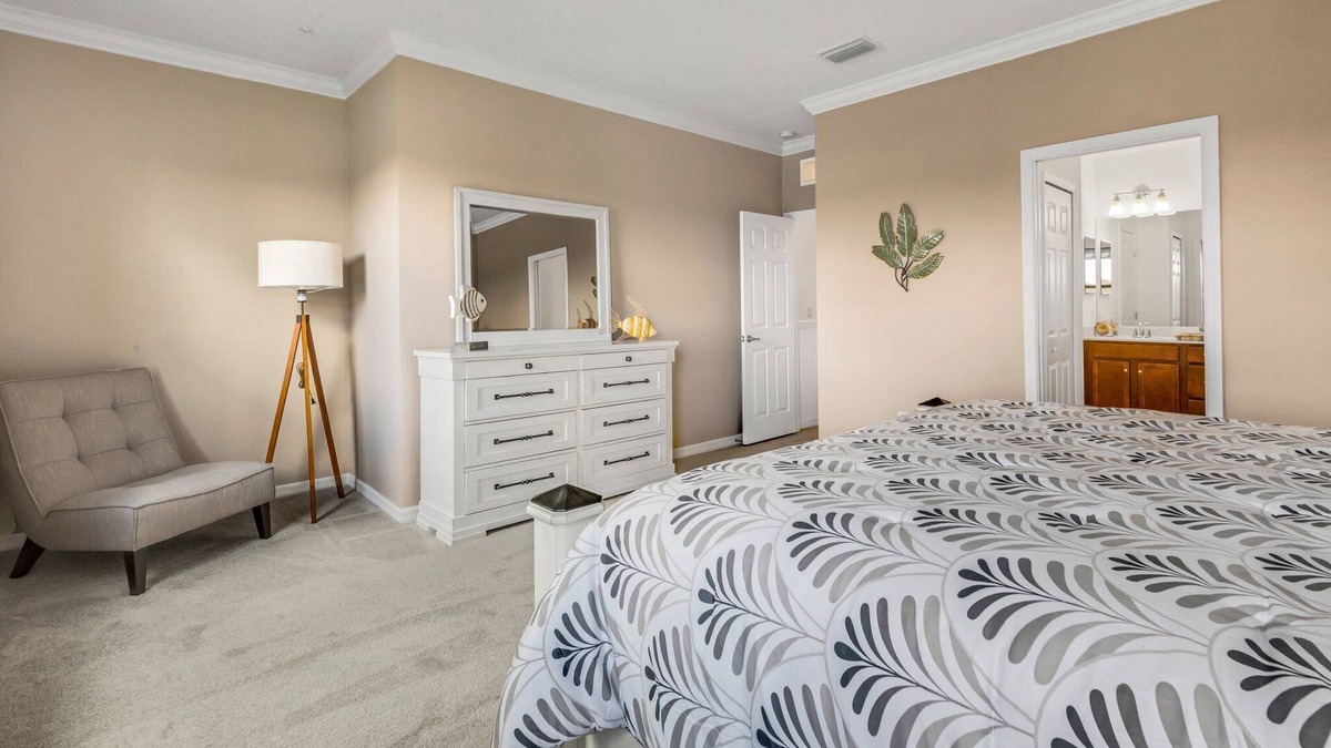 Gran Paradiso House | Newer 2022 Immaculate 4/2.5 Townhome Lake View in Resort Style Community