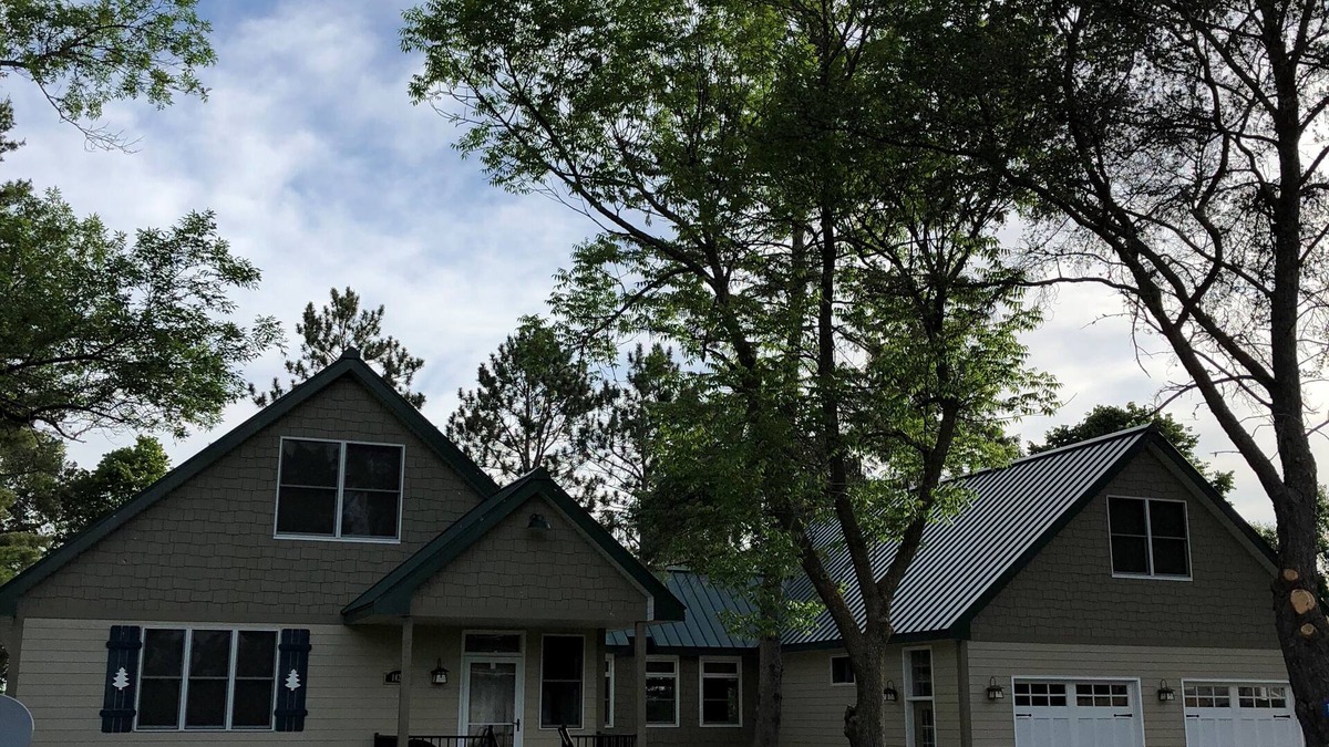 Grandy House | Newer Construction 5BR, 5BA Lake Home near Milaca