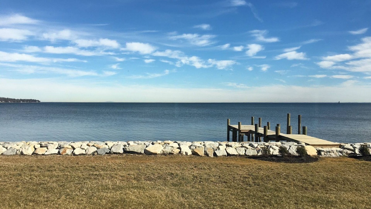 Annapolis House | Newer Waterfront Home on the Chesapeake Bay