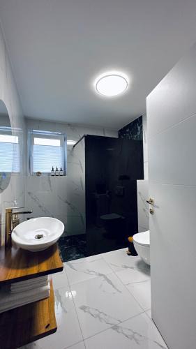 Winklarn House | NewEra Select Apartment - 1