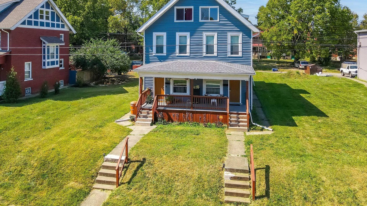 Franklin Park House | Newley Renovated Berkeley Home with GAME ROOM! 5 Minutes from Downtown!
