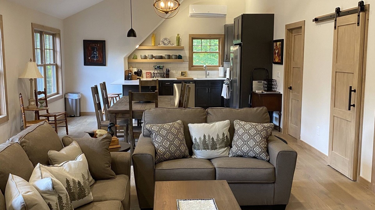 Windham Cabin | Newly Built 1200sq ft Guest House 4min to Ski & Hiking