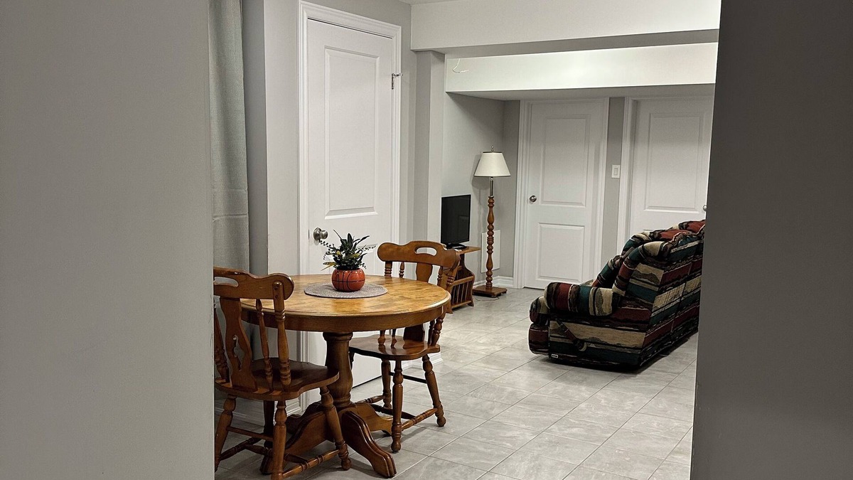 Welland Apartment | Newly built 2-Bed Apartment close to Niagara Falls