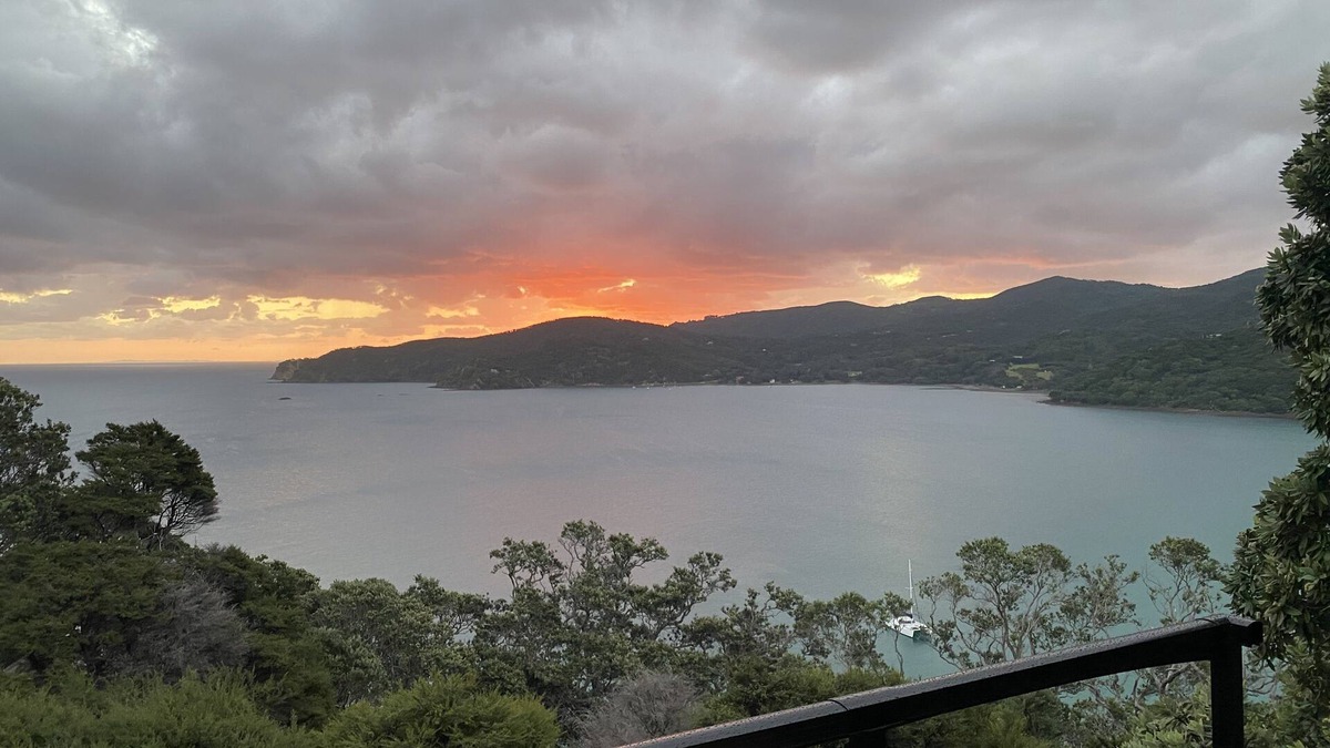 Tryphena House | Newly built 2 bedroom house with views and swimming beach 5 mins away