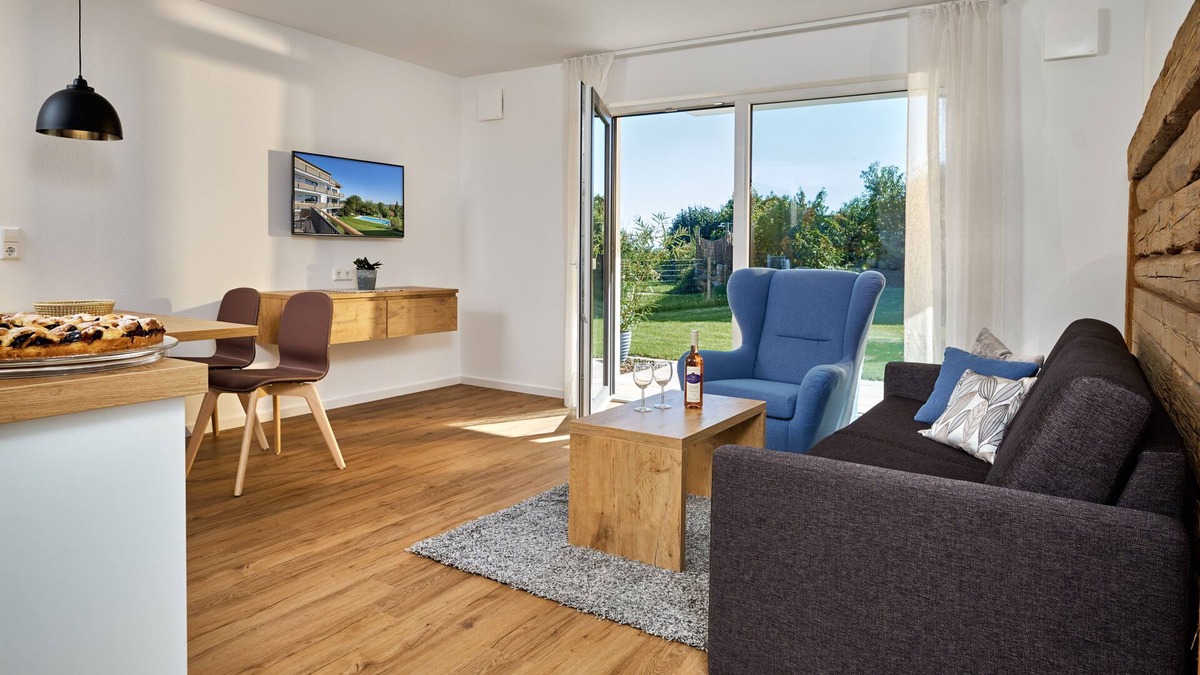 Bitzenhofen Apartment | Newly built 2-room luxury apartments in a quiet location near Lake Constance