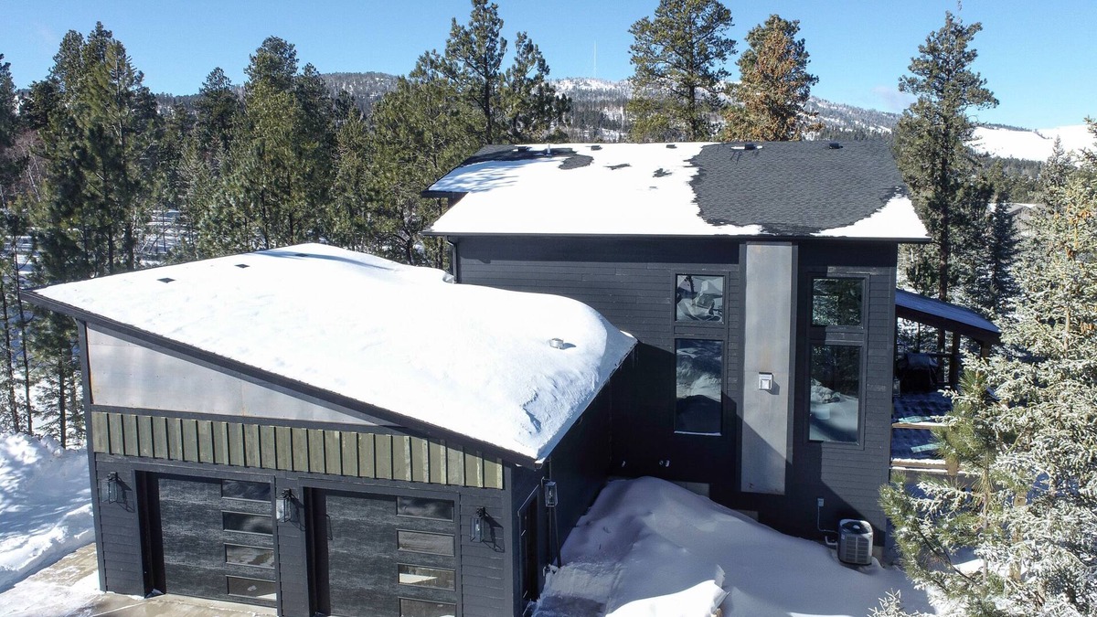 Lead Cabin | Newly Built, 2400+ Sq. Ft., Walk to Clubhouse Pool, Parking for Trailers