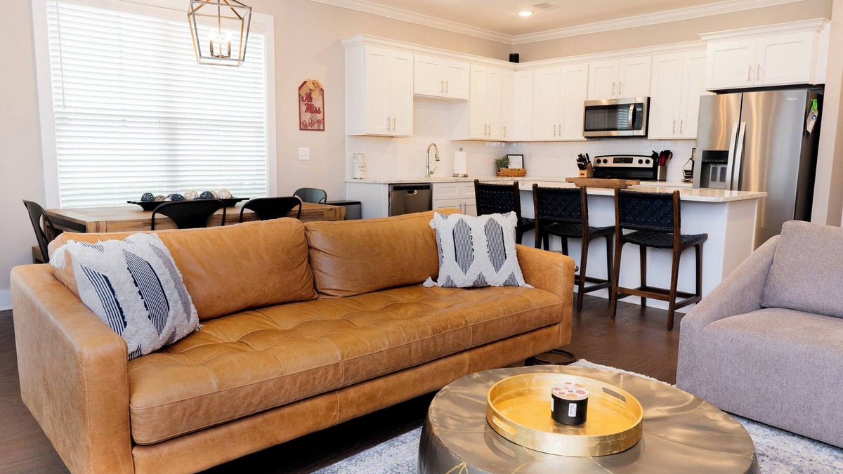 Oxford House | Newly built 3 bdrm townhome less than 2 miles from The Square and campus