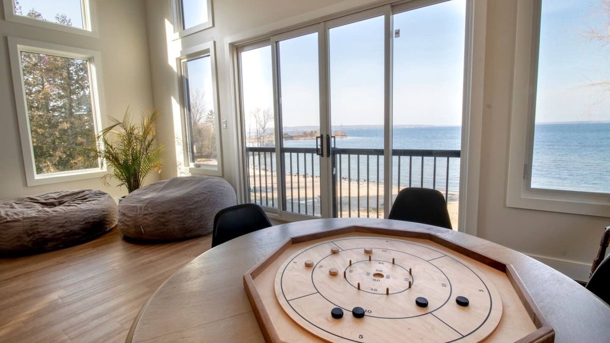 Port McNicoll House | Newly Built 3 bedroom Beachfront Home