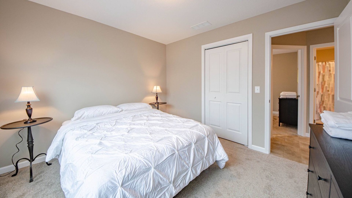 Clarksville House | NEWLY BUILT, 3 bedroom and 2 full bath home