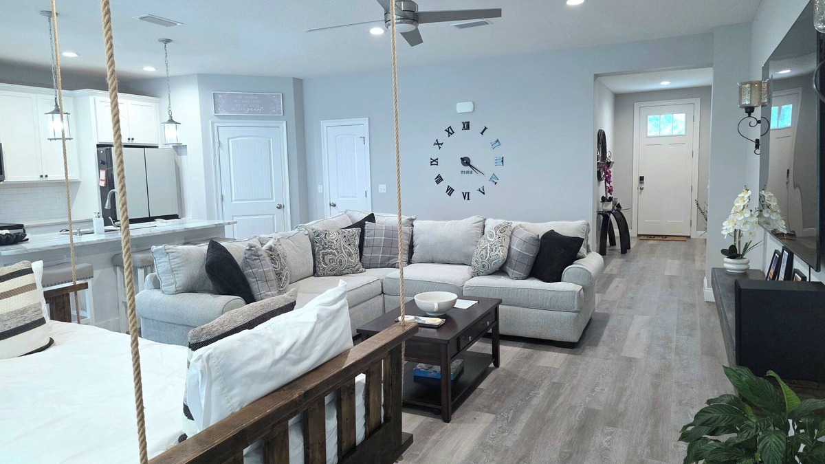 The Pines House | Newly Built 3/2 Home with Hanging Daybed- 1.5 miles to White Sand Beaches