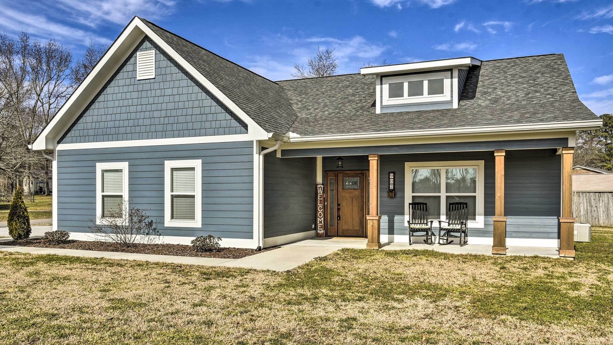 Arab House | Newly Built Arab Abode Near Guntersville Lake
