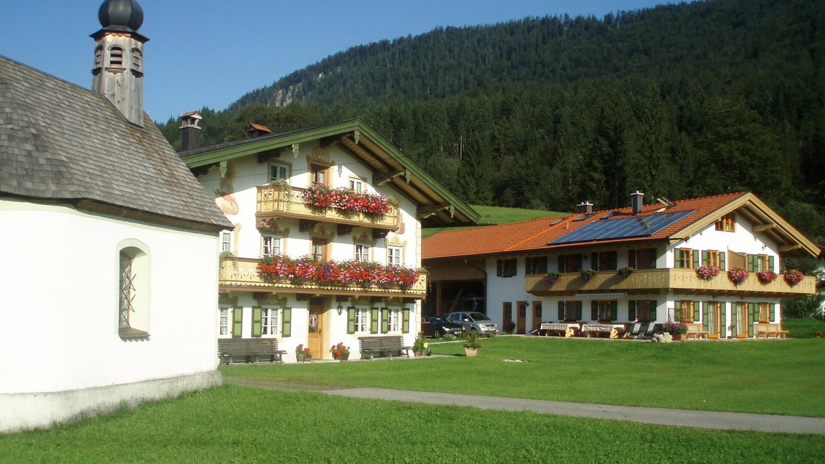 Jachenau Apartment | Newly built comfortable apartment with wellness area