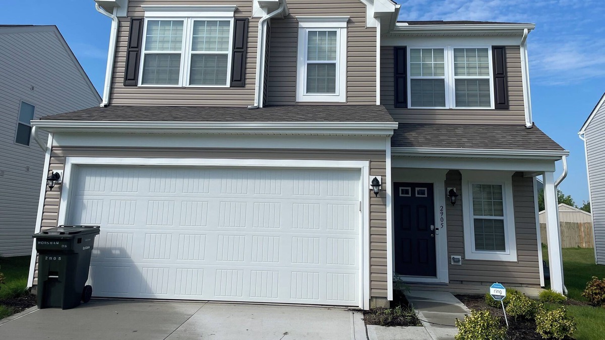 West Columbus House | Newly built house in a nice neighborhood