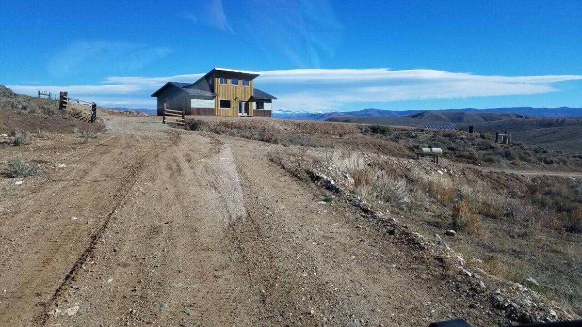 Parshall House | Newly Built House with Amazing Views and Close to Henderson Mill