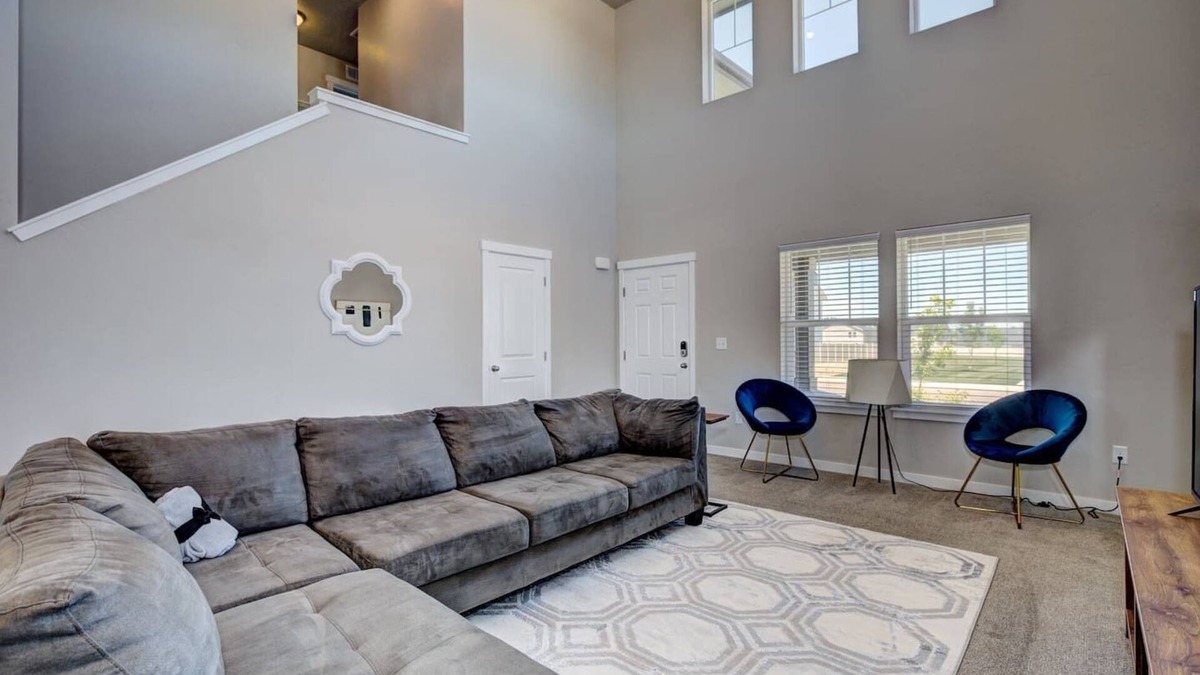 Nampa House | Newly built~large home~playroom~Cali King bed~5 TVs