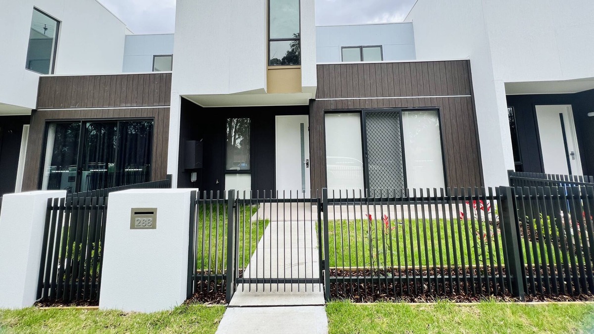 Austral House | Newly Built Modern 3 Br Home in Austral