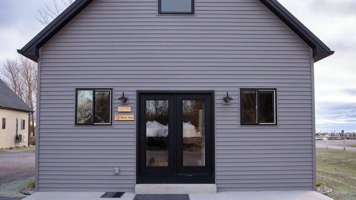 Linwood Cabin | Newly Built - Saginaw Bay Reel Adventure