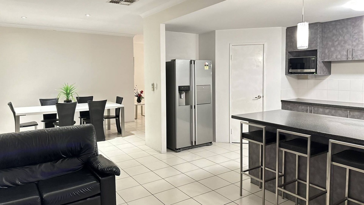 Queens Park House | Newly built spacious and full furnished house in Queens Park-closer to Perth