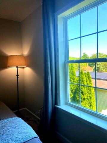 Midland House | Newly Built Zen Space - Entire 3 Bed 3 Bath House in Lancaster