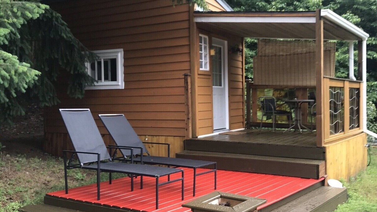 Boston Bar Apartment | Newly completed rustic tiny house in Boston bar the heart of the Fraser Canyon