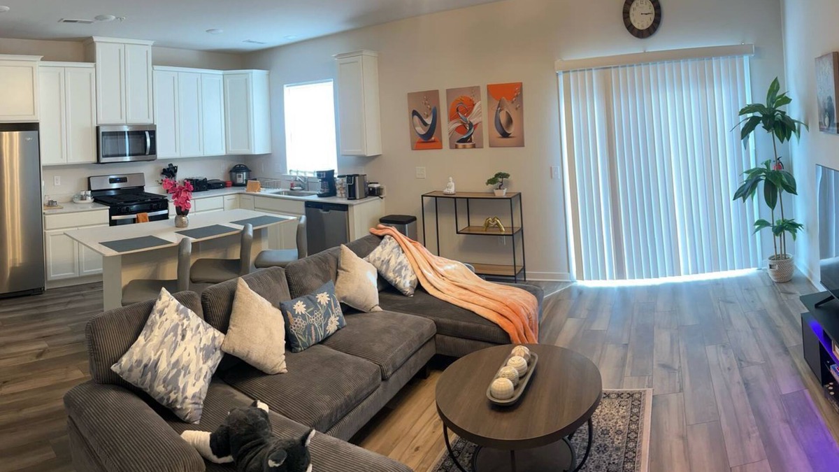 Bridgeport House | Newly Constructed 3-bedroom townhome with AC, WiFi,Smart TVs, Garage Opener