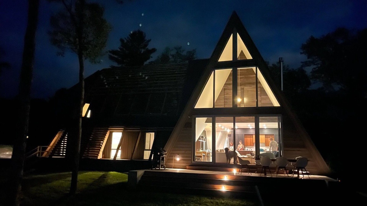 Castleton House | Newly Constructed Luxury Aframe Design Home - 5BR/3.5BA