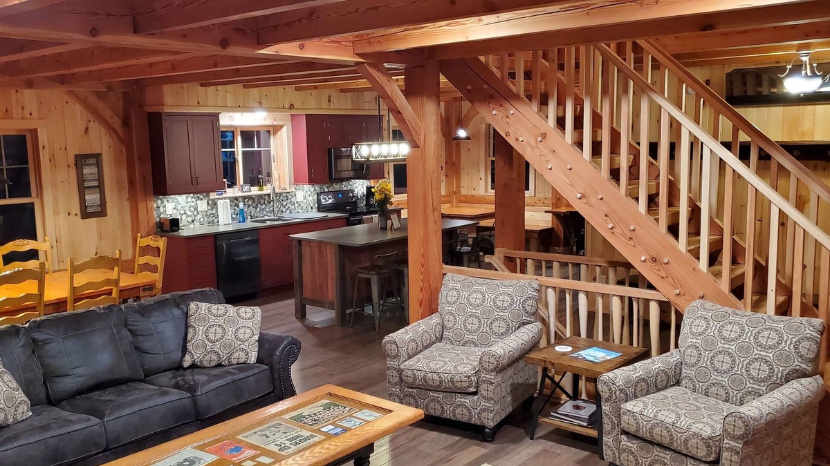 Cooperstown House | Newly constructed Timber Frame home on 7 acres only 4.5 miles from Dreams Park!