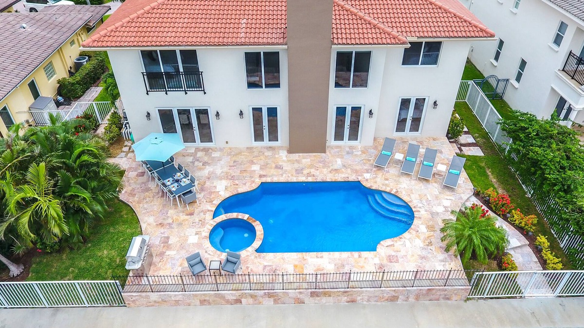 East Fort Lauderdale House | NEWLY Discounted for NEW YEAR'S WEEK - Save OVER 7,000 - Book Now!