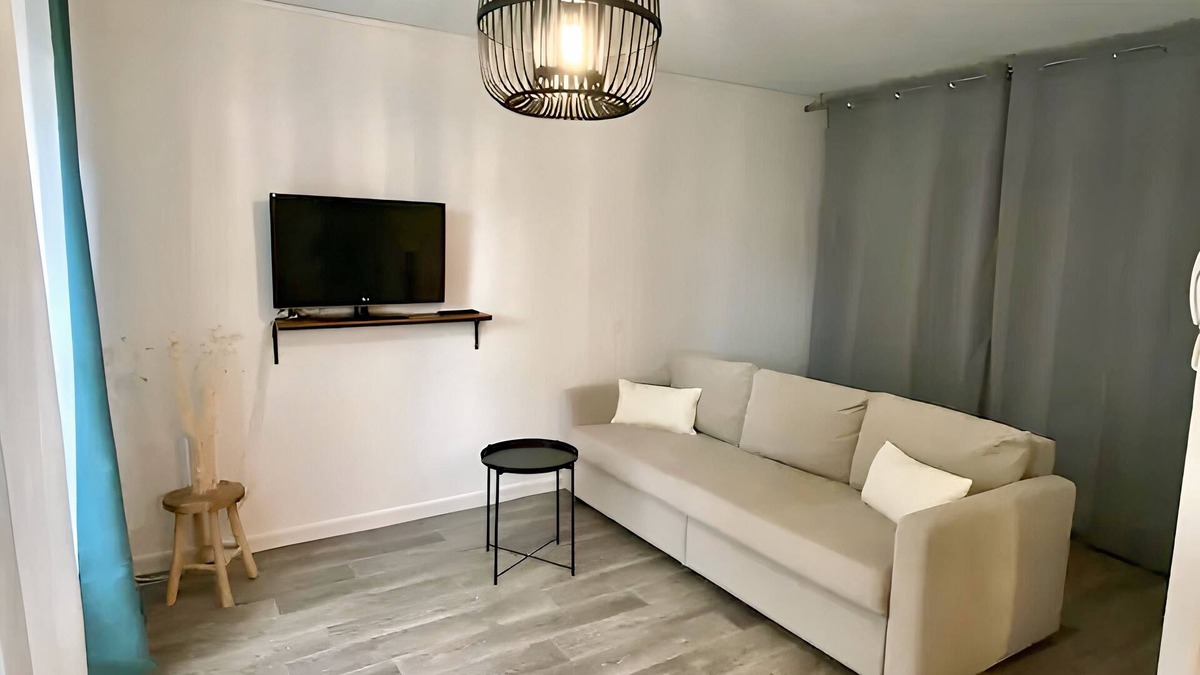 Voltaire - Saint Amour Apartment | Newly equipped studio in Part-Dieu